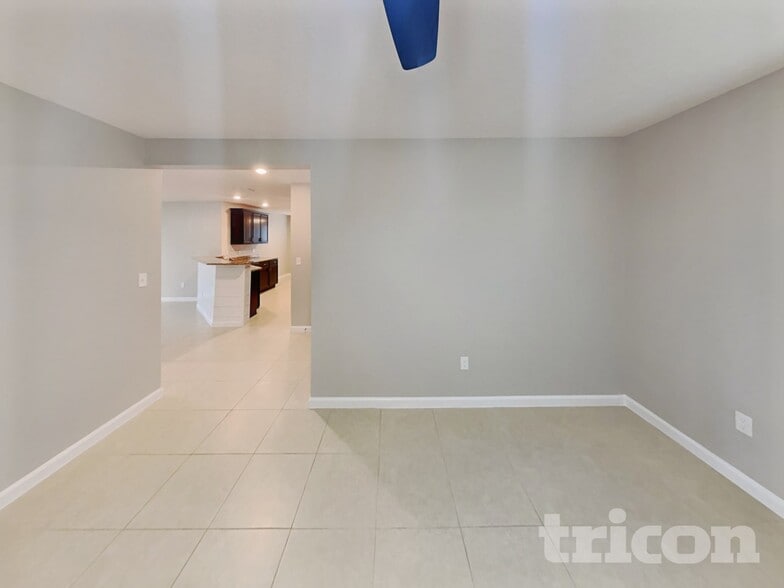 Building Photo - 77298 Mosswood Dr