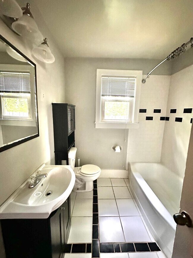 Building Photo - Updates to Inside and Outside!!  2/2 House with fence! Pet friendly!
