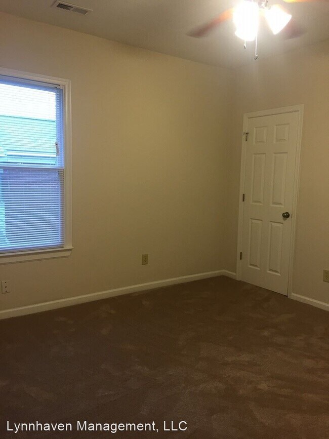 Building Photo - 1336 W 38th St