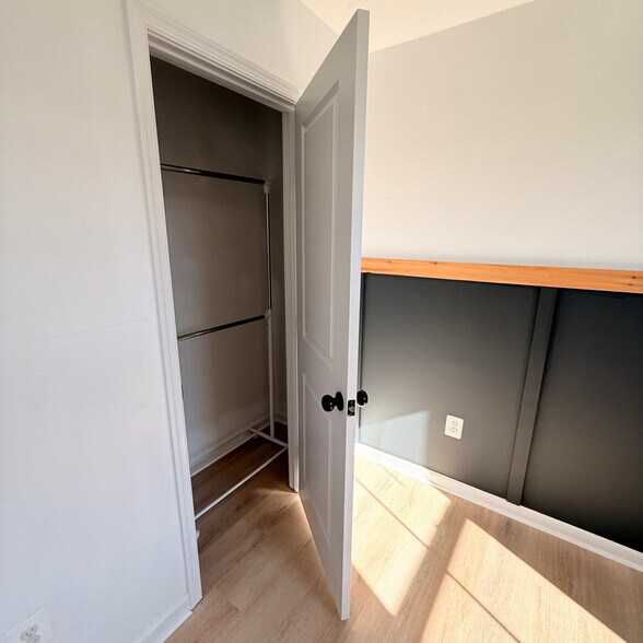 Building Photo - 28 Sebago Pl