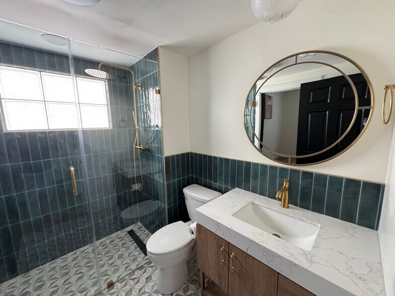 Building Photo - 11841 Nautica Dr