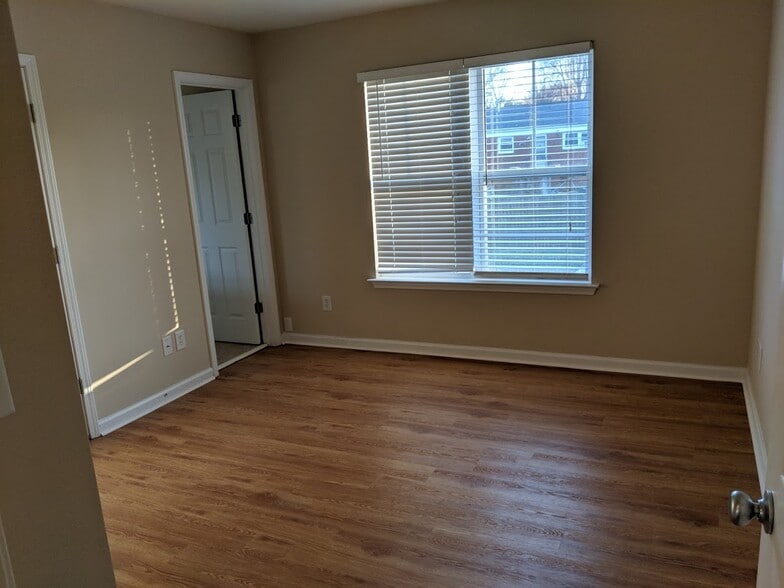 Master 2 Bedroom - 3381 Weston St
