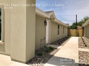Building Photo - 2211 Taxco Ct