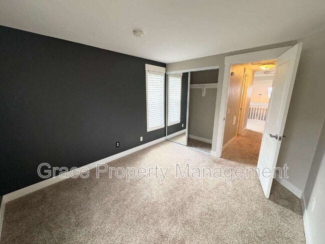 Building Photo - 14221 E Radcliff Cir