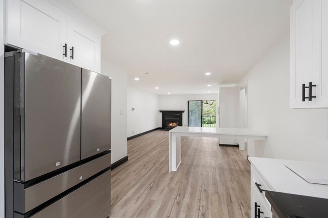 Building Photo - Welcome to Uptown Living in a South Park S...