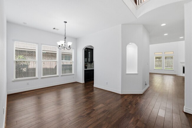 Building Photo - 135 Deerfield Meadow Dr