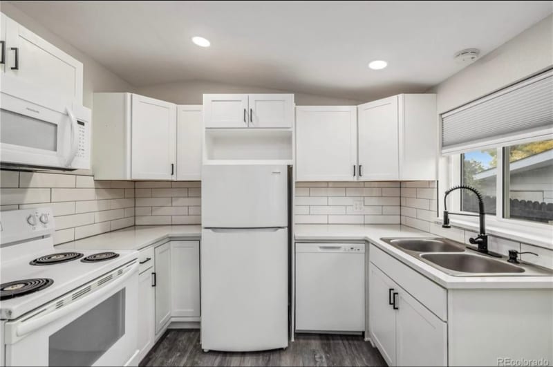 Building Photo - 7809 Greenleaf Ln