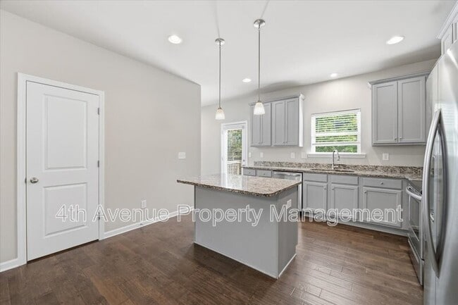 Building Photo - 3403 Abbey Wy