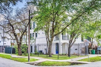 Building Photo - 4701 Inker St