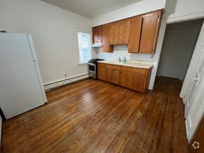Building Photo - 1805 11th Ave S
