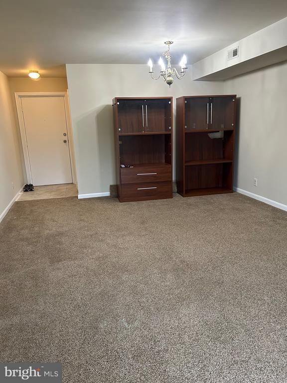 Building Photo - 200 Chesterfield Ln