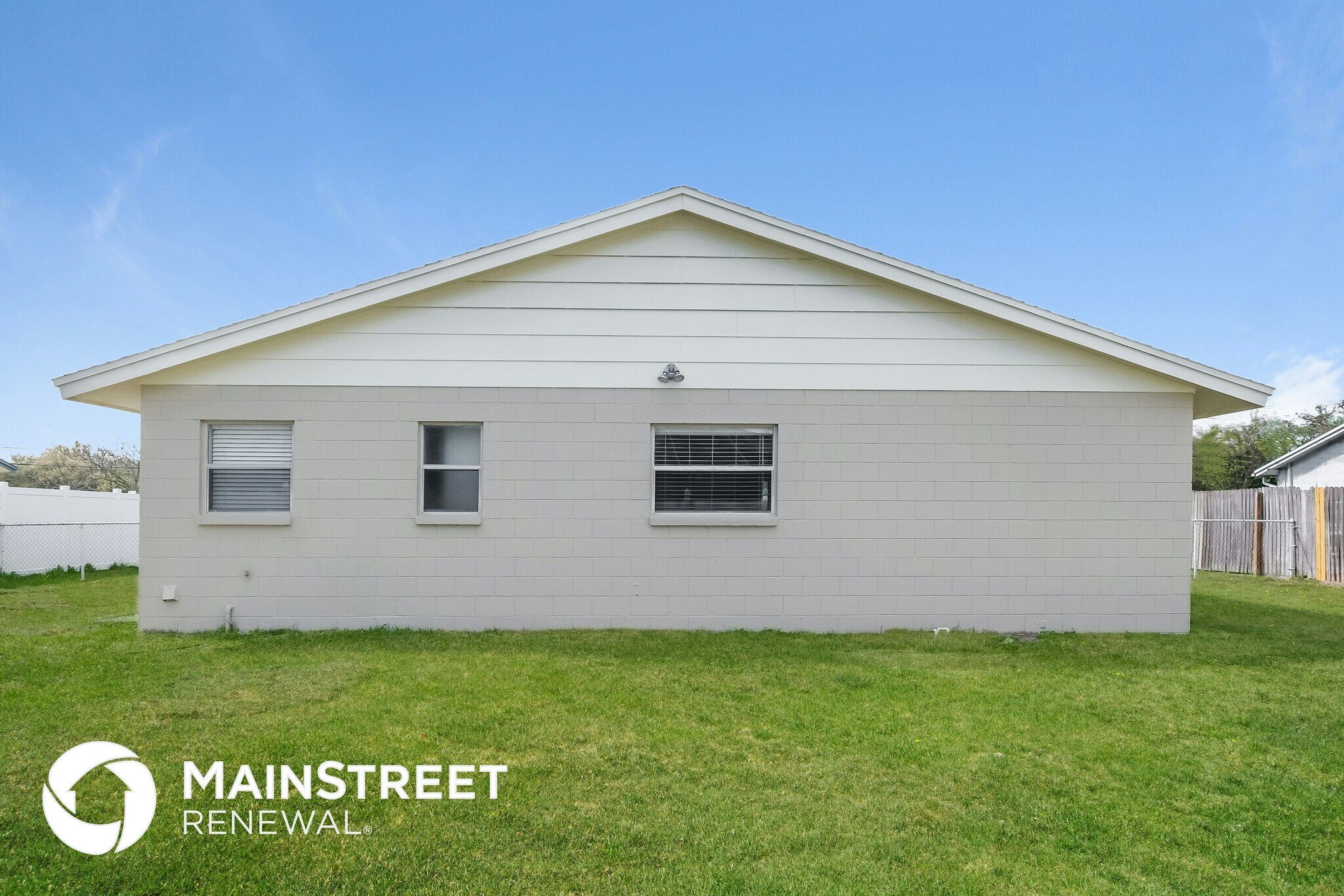 Building Photo - 7113 N 50th St