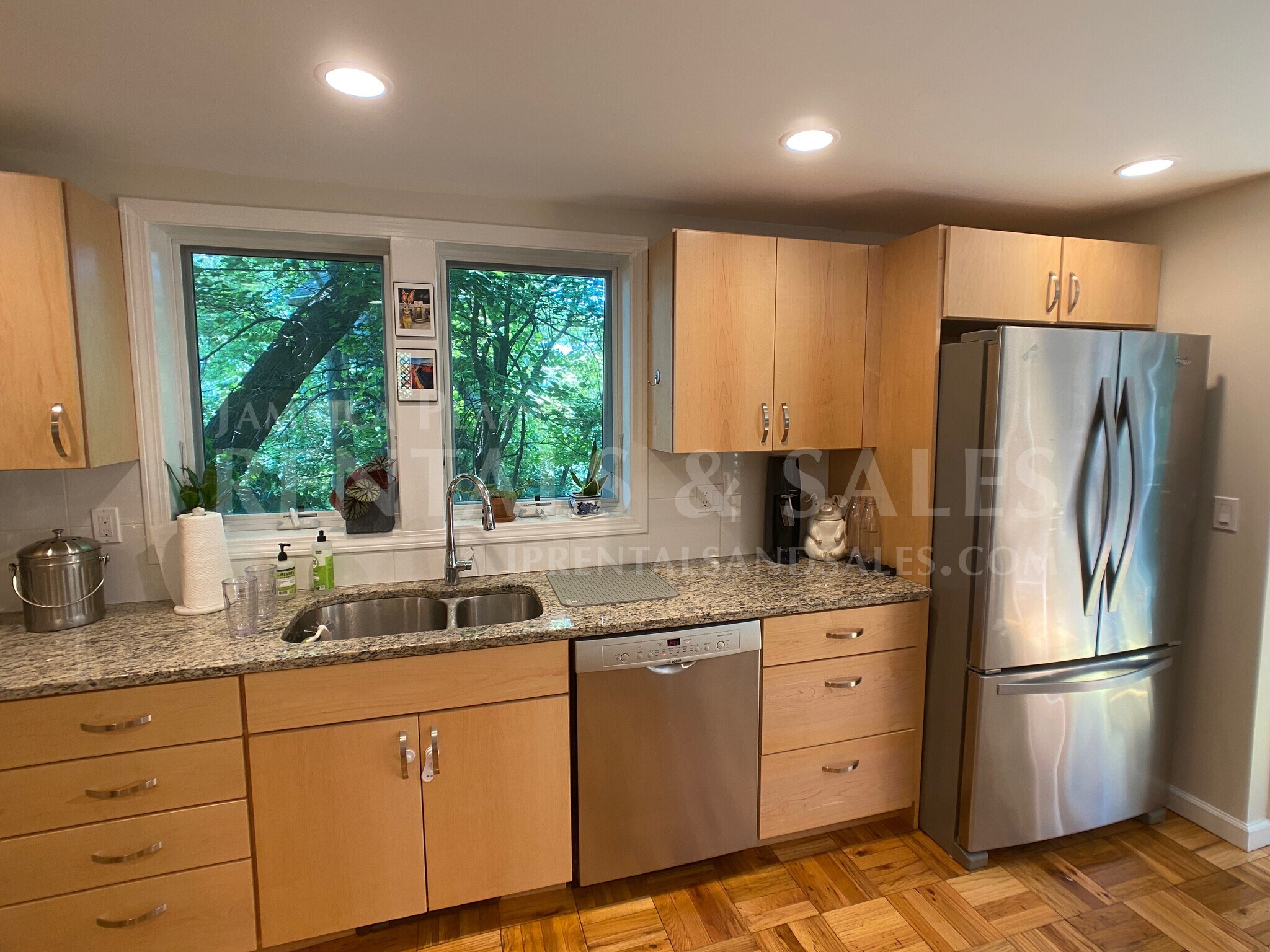 Building Photo - 27R Eliot St