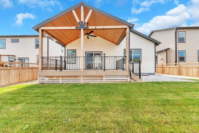 Building Photo - 4751 Ambrose Pl