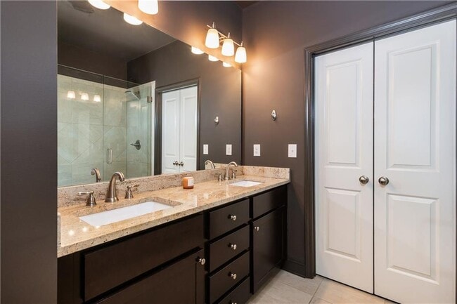 Building Photo - 212 Coronet Woods Ct