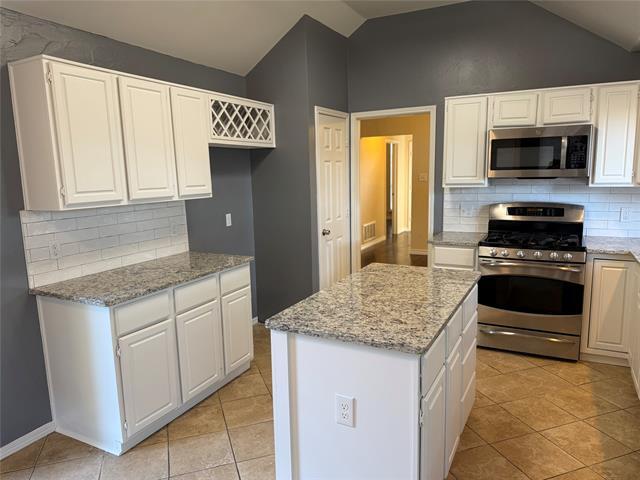 Building Photo - 6706 Springmeadow Ln