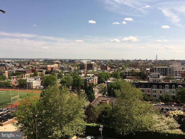 Building Photo - 1308 Clifton St NW