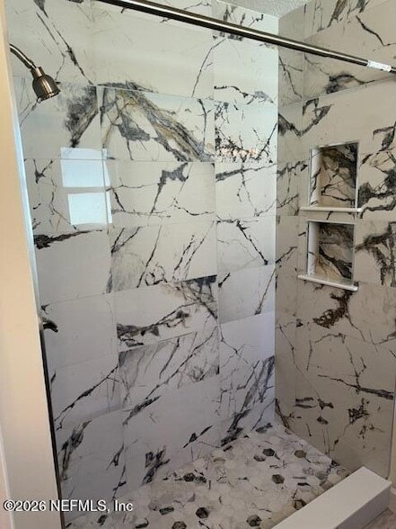 Building Photo - 3907 Grand Central Pl W