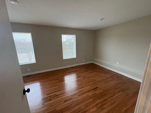 Building Photo - 300 N Independence St