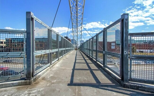 Building Photo - 3211 Zuni St