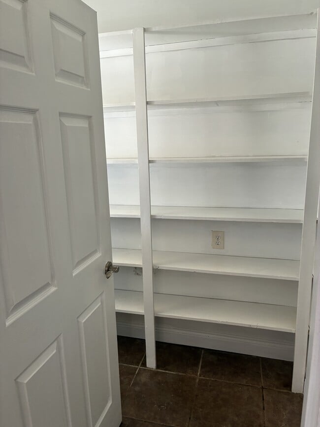 Building Photo - 10214 Marine View Dr