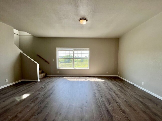 Building Photo - Ogden Triplex