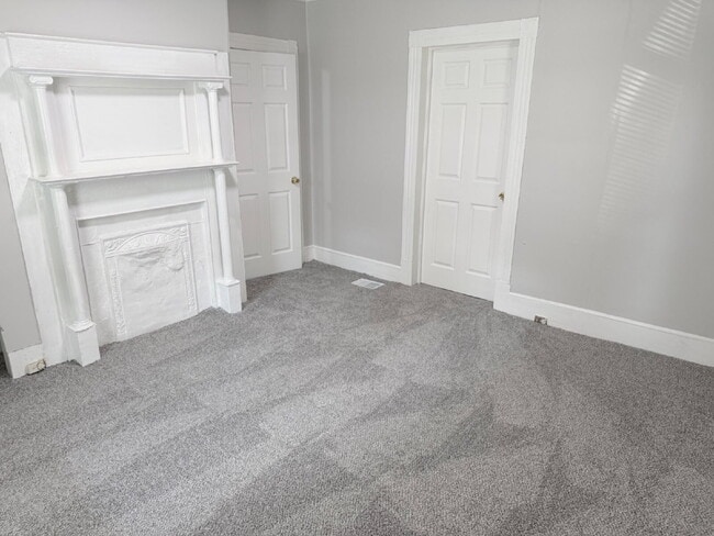 Building Photo - "Charming 3-Bedroom Home in the Heart of Winston-Salem-Pets Welcome Housing Vouchers Accepted!