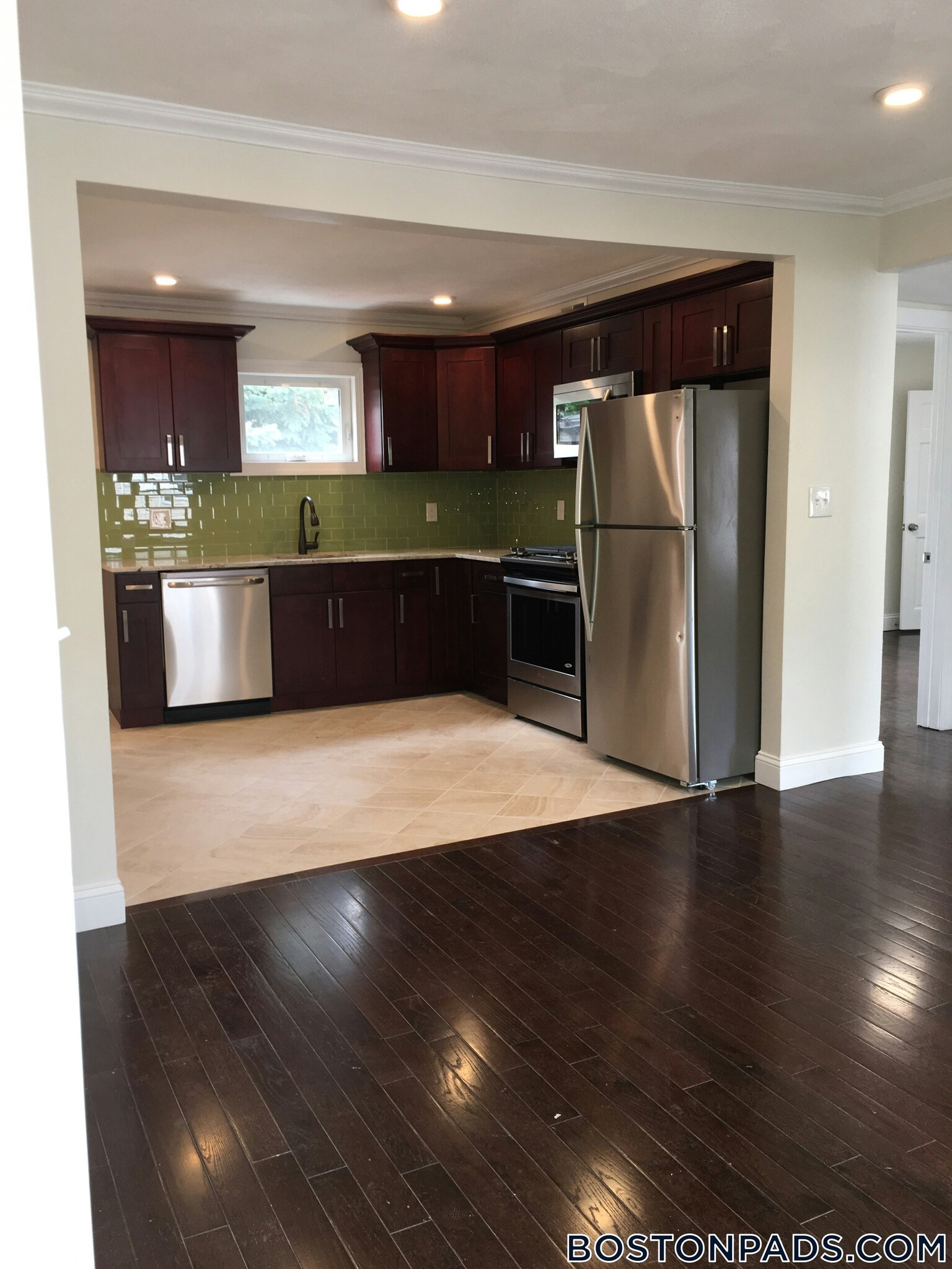 Building Photo - 130 Brooks St