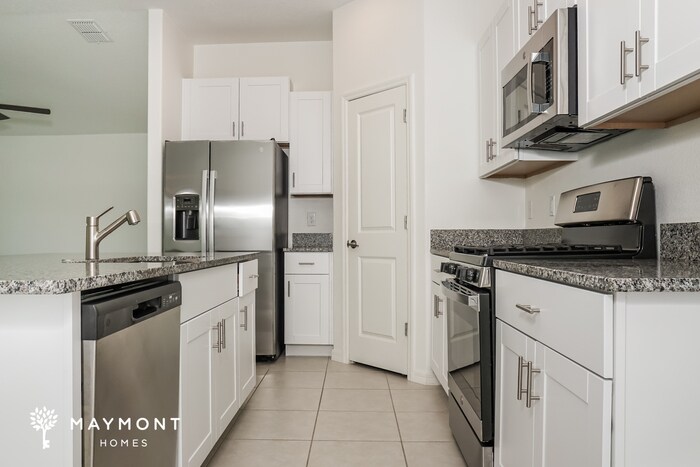Building Photo - 4222 84th Ct E