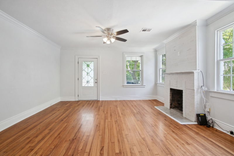 Building Photo - 5869 Colbert St