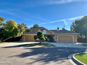 Building Photo - 5711 W Linda Ln