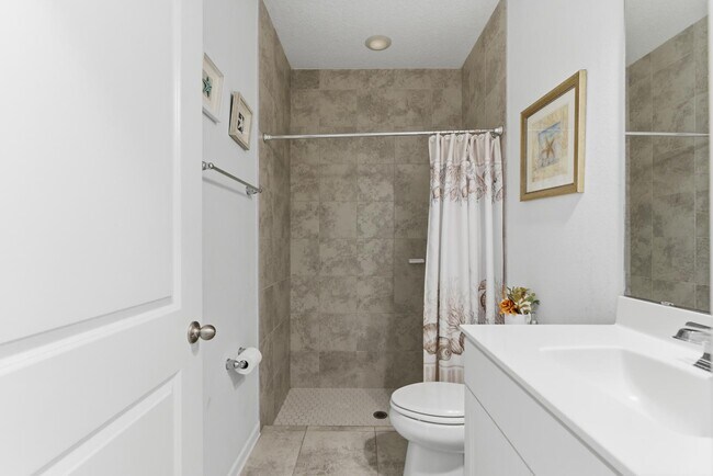 Building Photo - 454 Willow Lake Dr