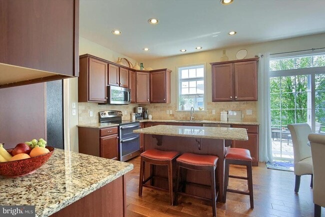 Building Photo - 834 Northern Spy Dr