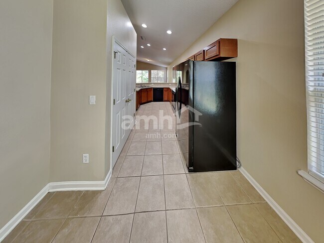 Building Photo - 3028 Atherley Rd
