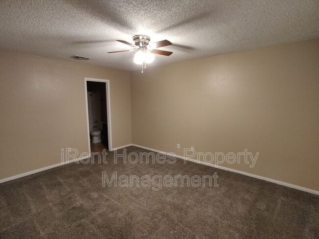 Building Photo - 3812 Wild Rye Trail