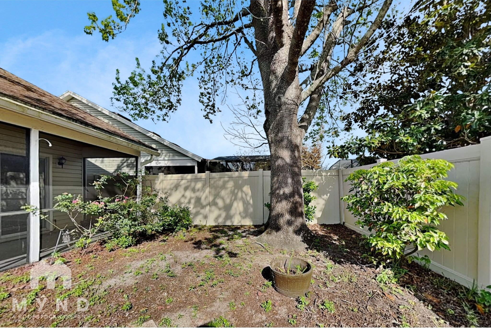 Building Photo - 2800 Falling Tree Cir