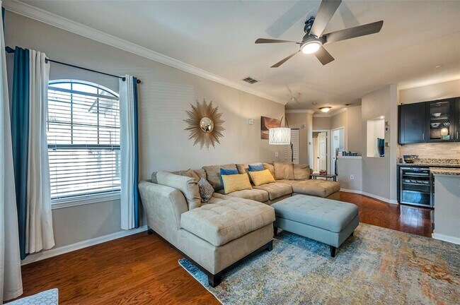 Building Photo - 2245 Chianti Pl