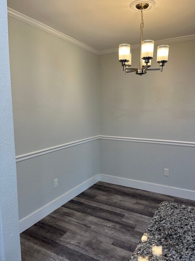 Building Photo - Location, Lifestyle, and Luxury