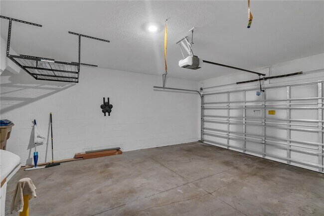Building Photo - 3380 Bellissimo Ave