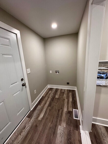 Building Photo - 1208 Minnesota Ave