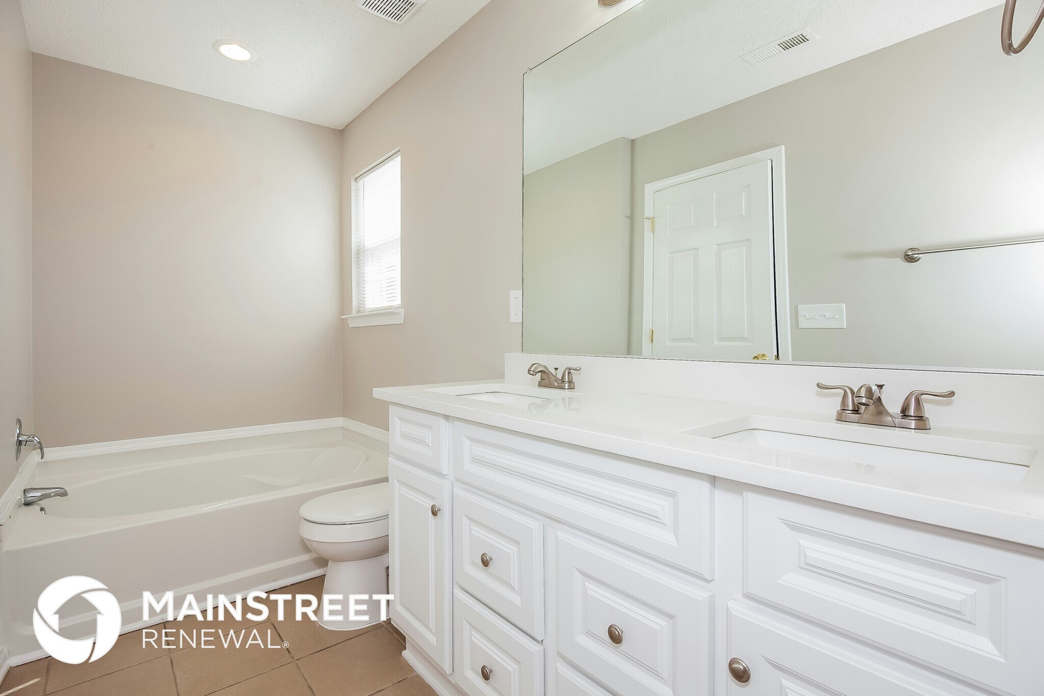 Building Photo - 11124 Pointer Ridge Dr