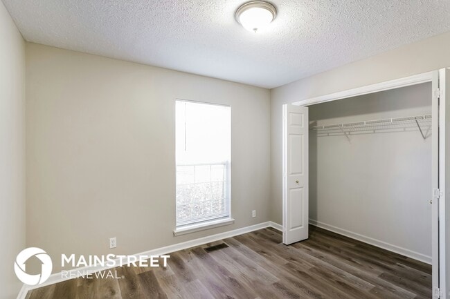 Building Photo - 416 Hunter's Path Ct