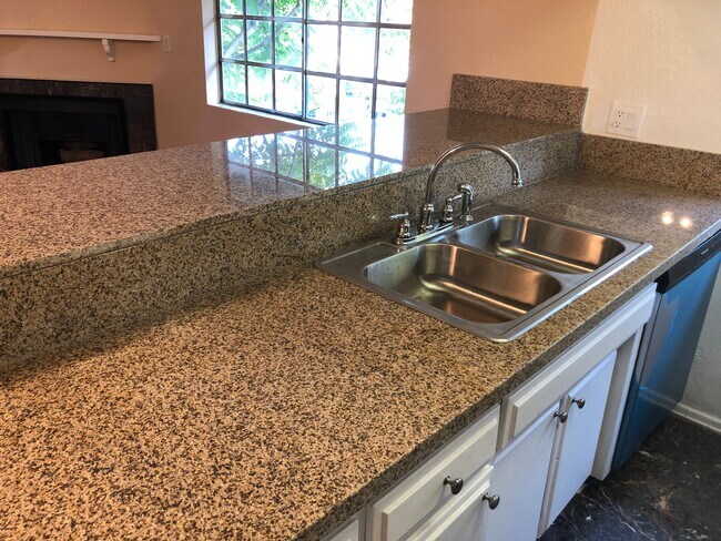 Building Photo - 11471 Bessemer St