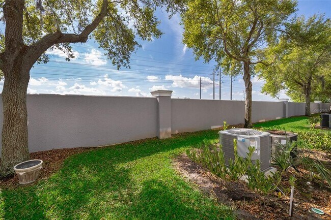 Building Photo - 10918 Savannah Wood Ct