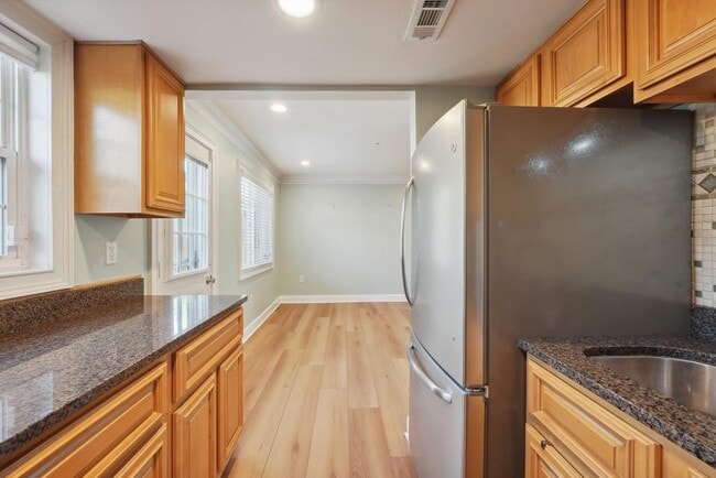 Building Photo - 104 Rondak Cir