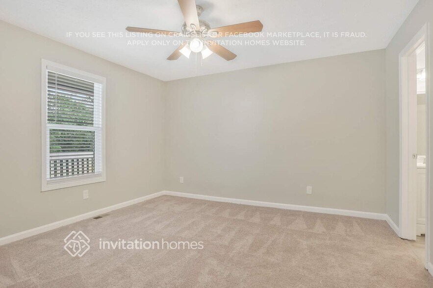 Building Photo - 121 Limestone Ln