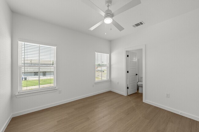 Building Photo - 1416 Speight Ave