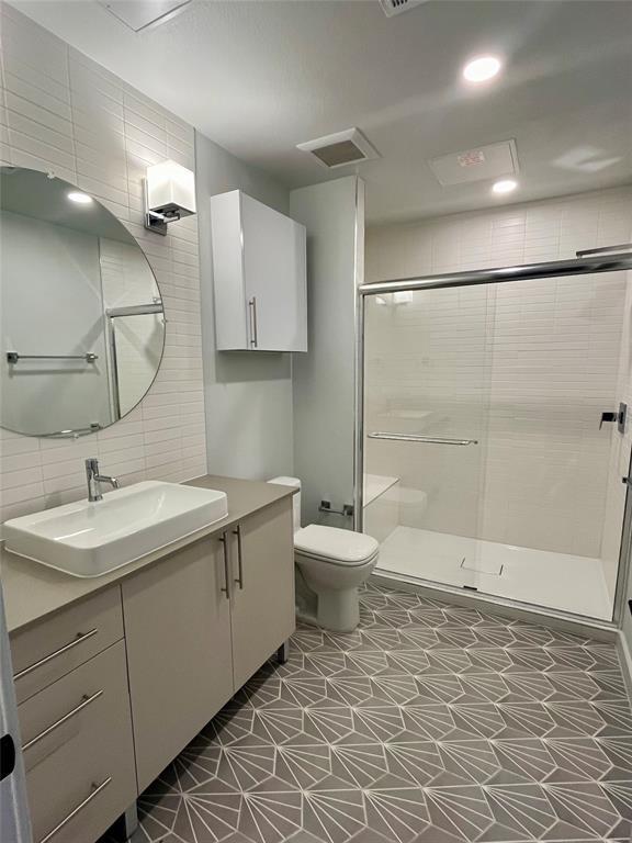 Building Photo - 4004 Banister Ln