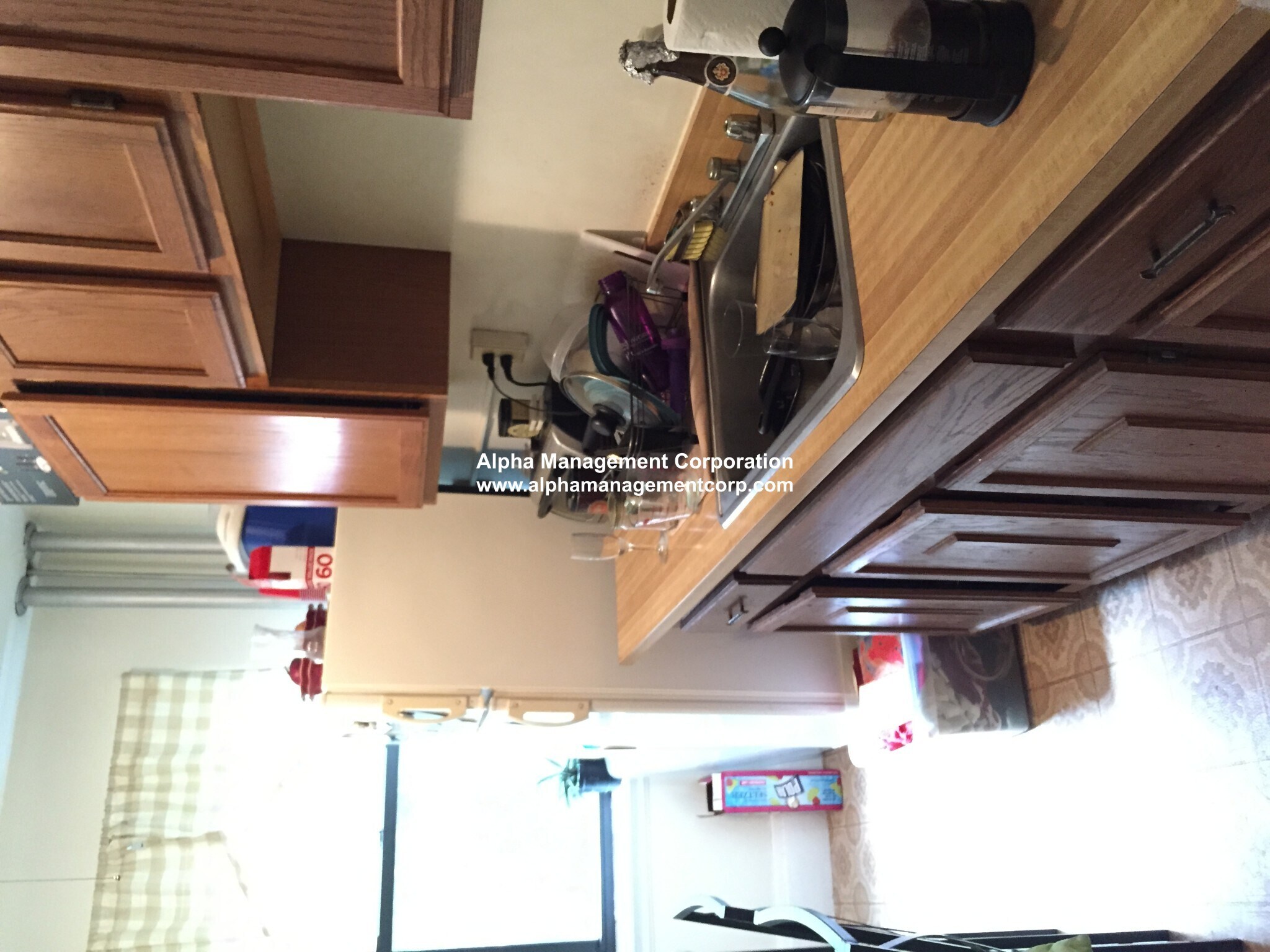 Building Photo - 349 Pleasant St