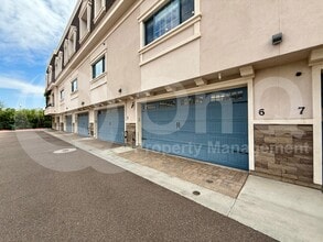 Building Photo - 4438 N 27th St